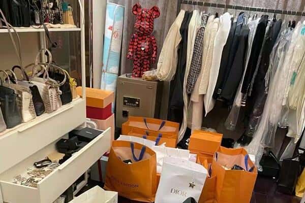 盖州市回收一线品牌衣服